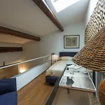Apartments Florence - Santo Spirito Charme