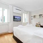 Comfortable&Convenient apt in the center - Zanobi Delux