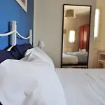 Mira Florence Apartment
