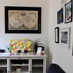 Mira Florence Apartment