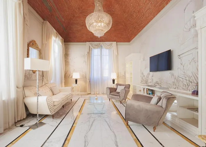 Hotel Embassy
