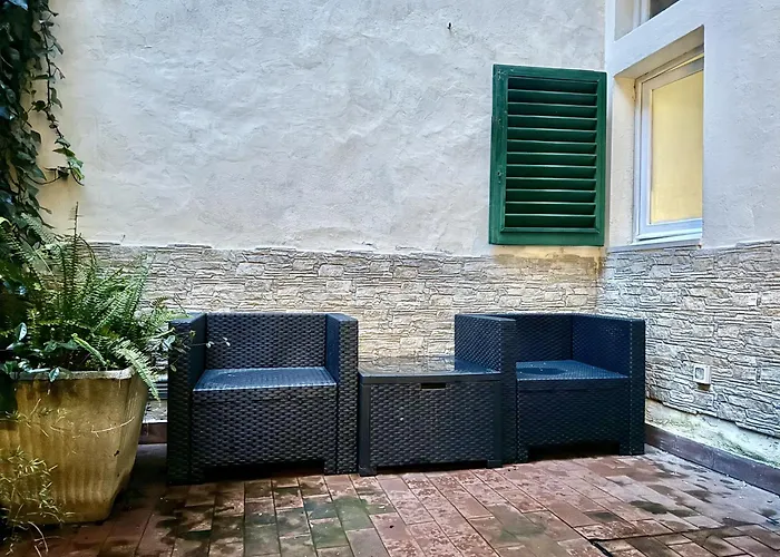 Il Segreto Di Via Laura - House In Florence