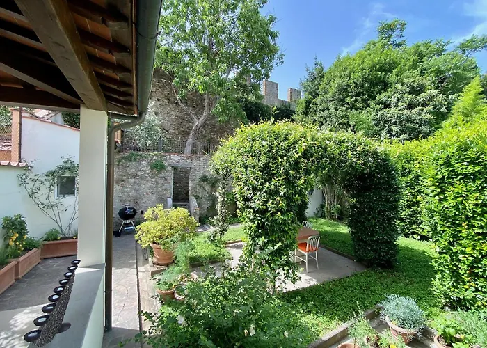 San Niccolo City Walls Garden