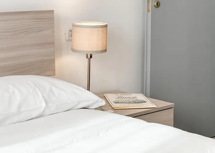 Castelnuovo Hub - Sweet Dreams In Florence