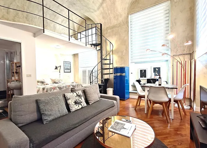 Chic Mamma Deluxe Loft Suite