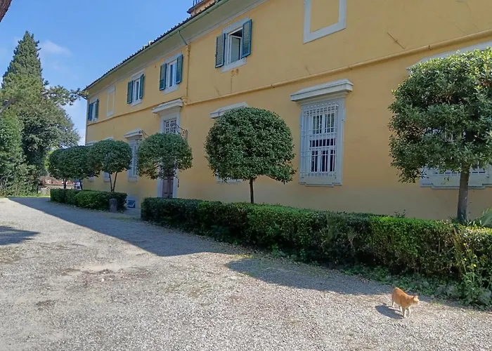 Luna In Villa Storica