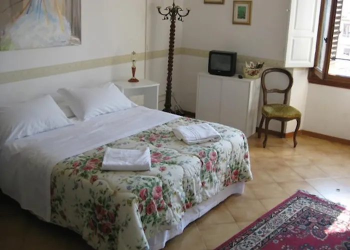 Hostel Veronique