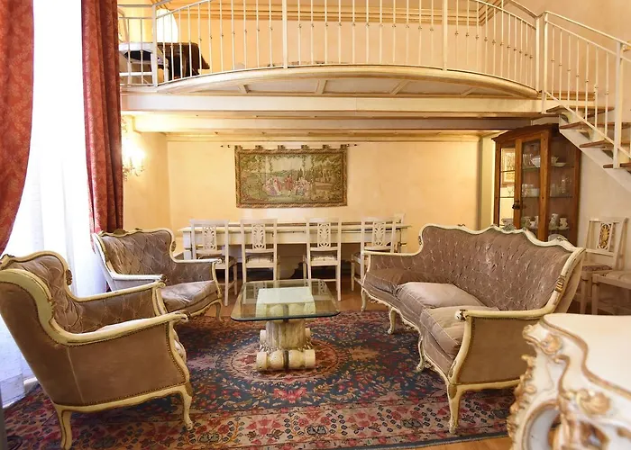Picturesque Apartment in Florence Town Centre
