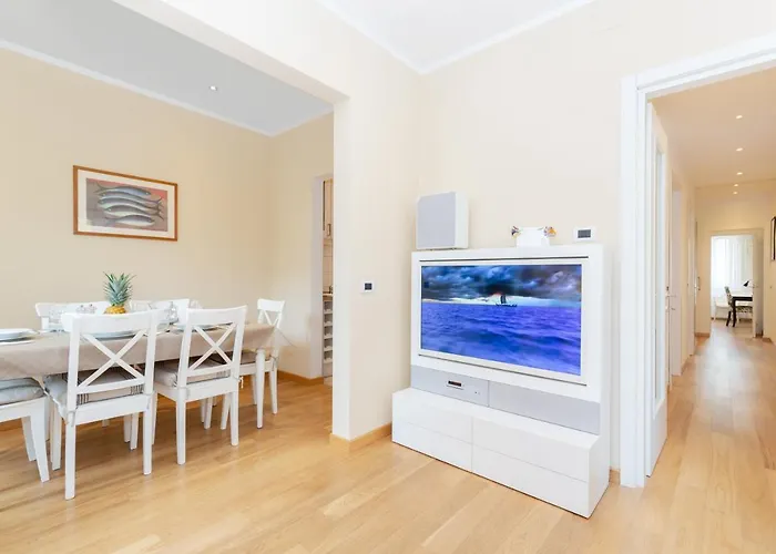 Comfortable&Convenient apt in the center - Zanobi Delux