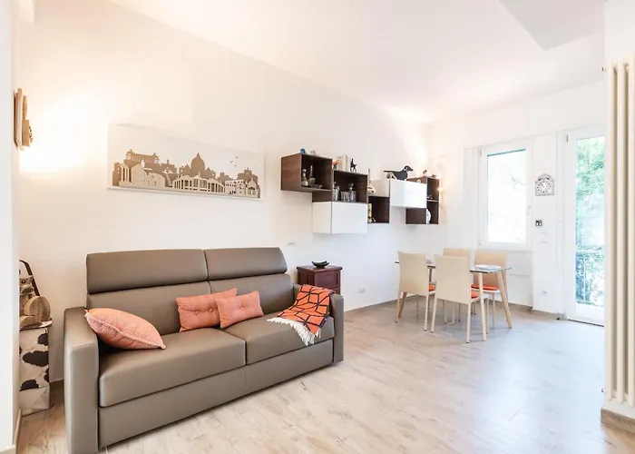 Cool Flat Alberti Lift, Terraces, Free Parking