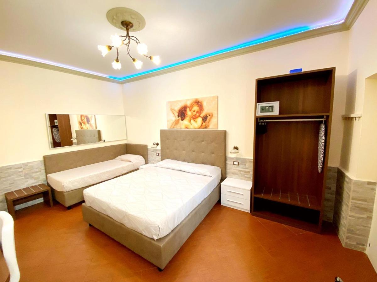 Ester Hotel
