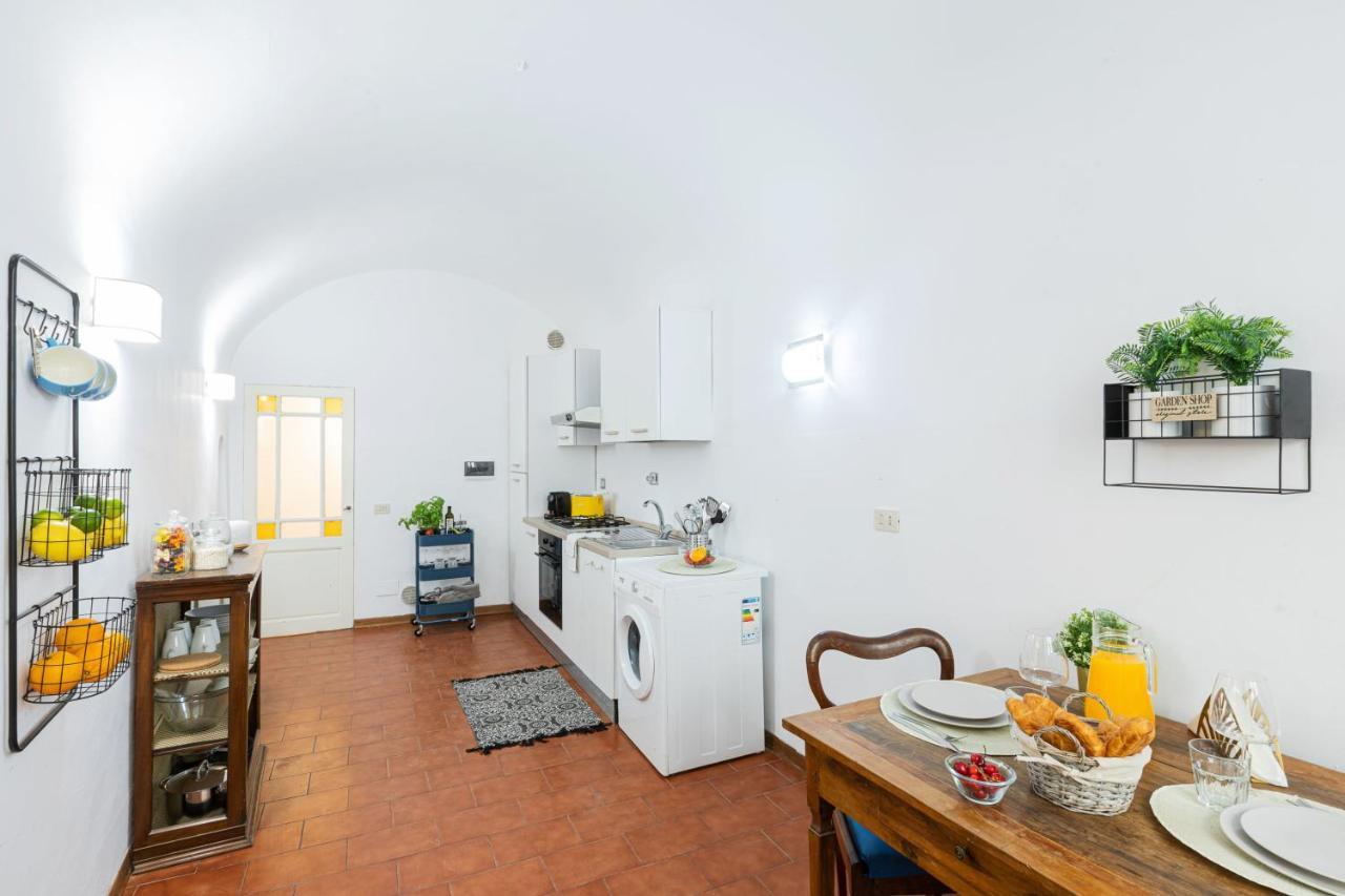 Apartamento Historic Center! Charming Traditional Florentine Building - Ac,wifi - By Likehomeflorence *