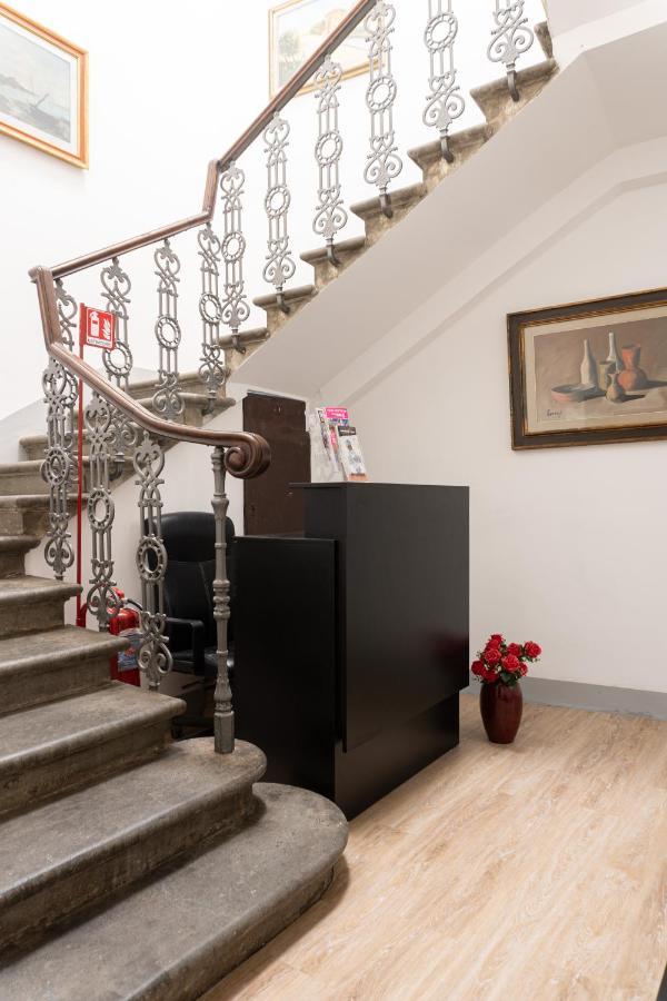 Palazzo Oliveto * Firenze