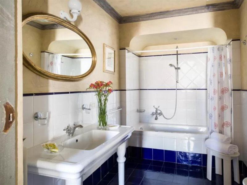 Residenza Castiglioni Bed & Breakfast 4*