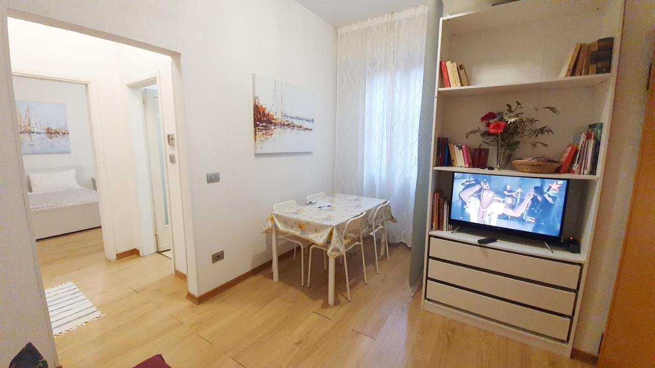 Center Train Station Apartment *