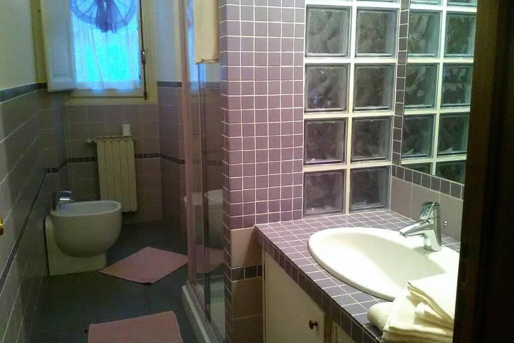 Charming Family With Private Garage Lejlighed Firenze
