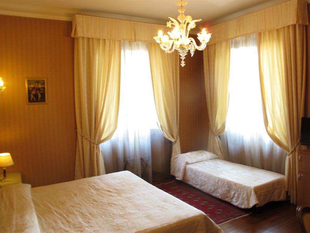 Hotell C-hotels De Rose Palace 4*