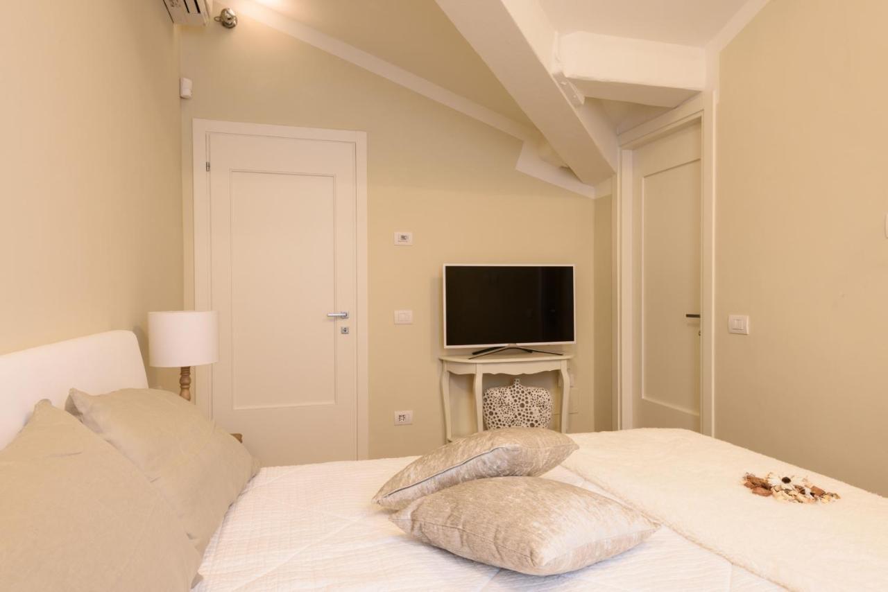 Apartamento Santa Croce Penthouse Florença