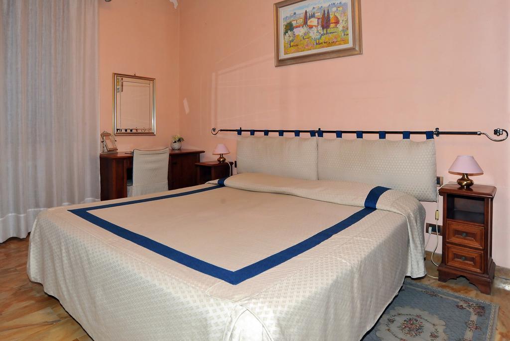 Residenza Cantagalli Couette-café 2*
