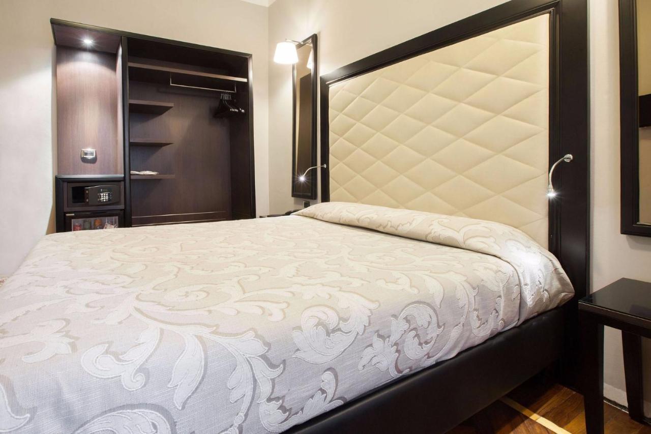 Lombardia Hotell 3*