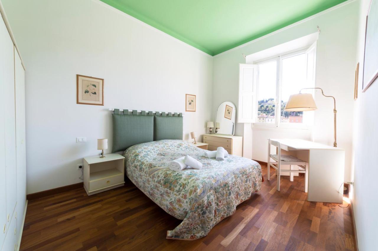 Lungarno Attic With Private Terrace And Lift Appartement Florence