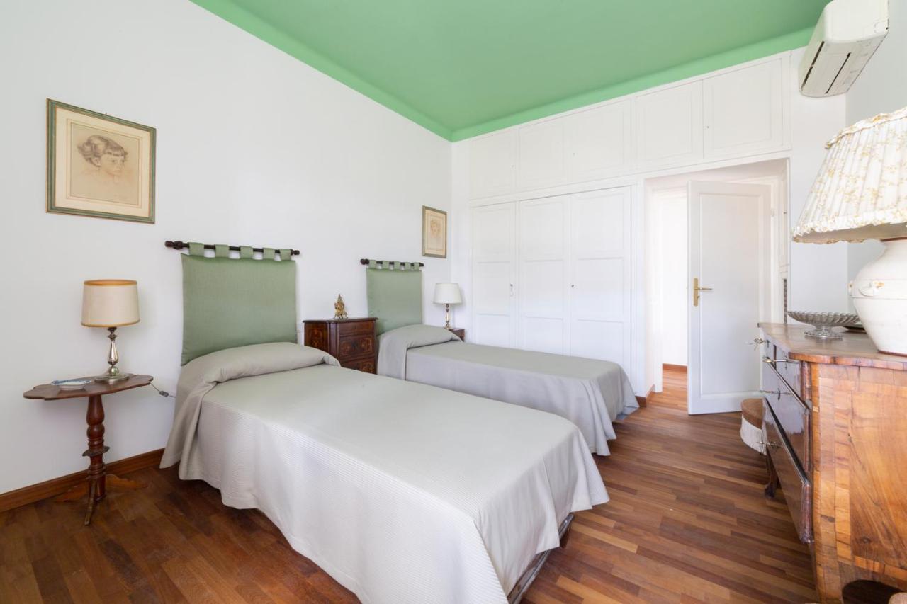 Lungarno Attic With Private Terrace And Lift Appartement Florence