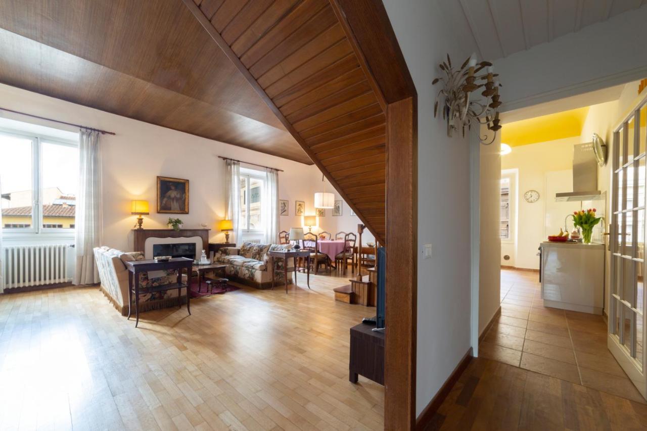 Lungarno Attic With Private Terrace And Lift *