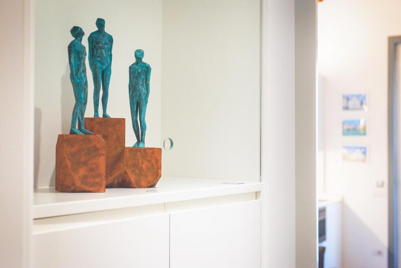 Modern Art In Appartement