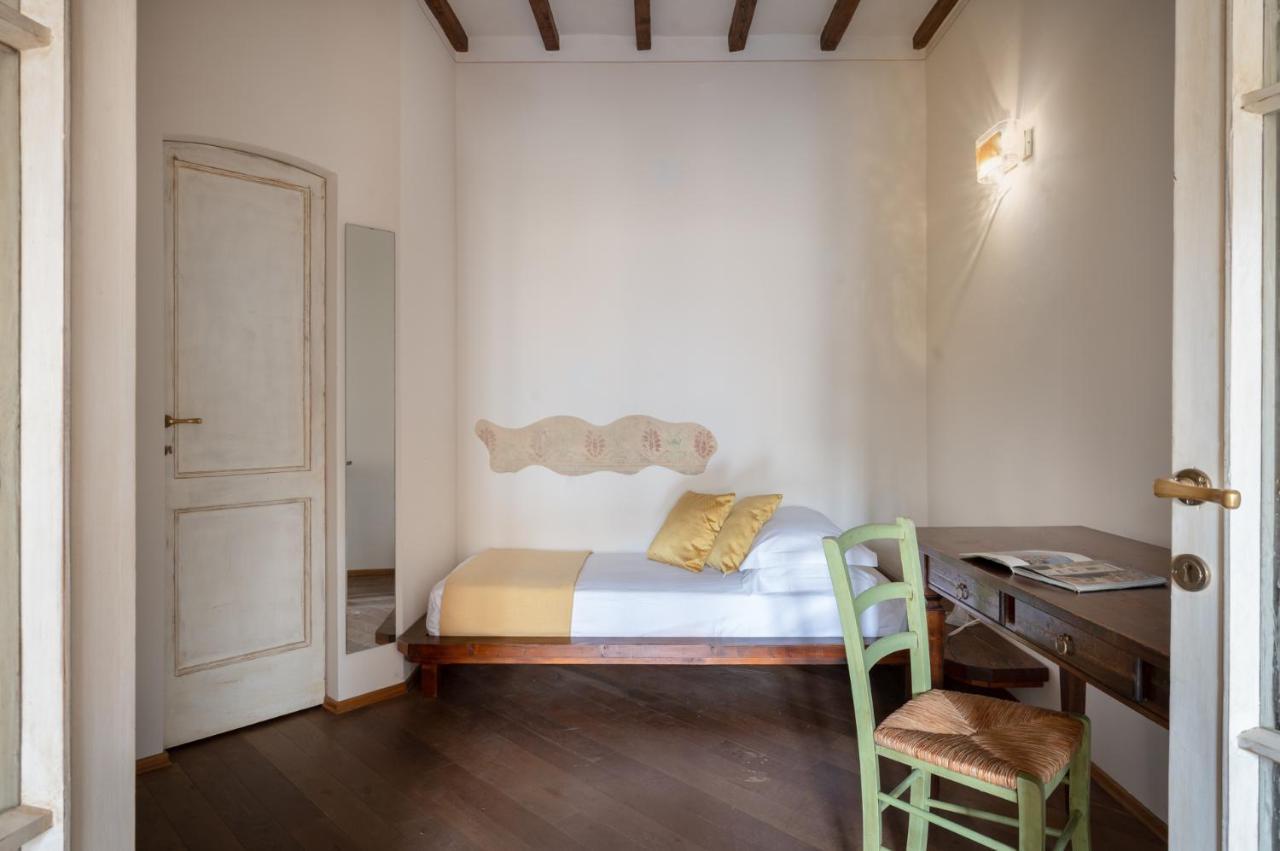 Chiara Five Senses * Firenze