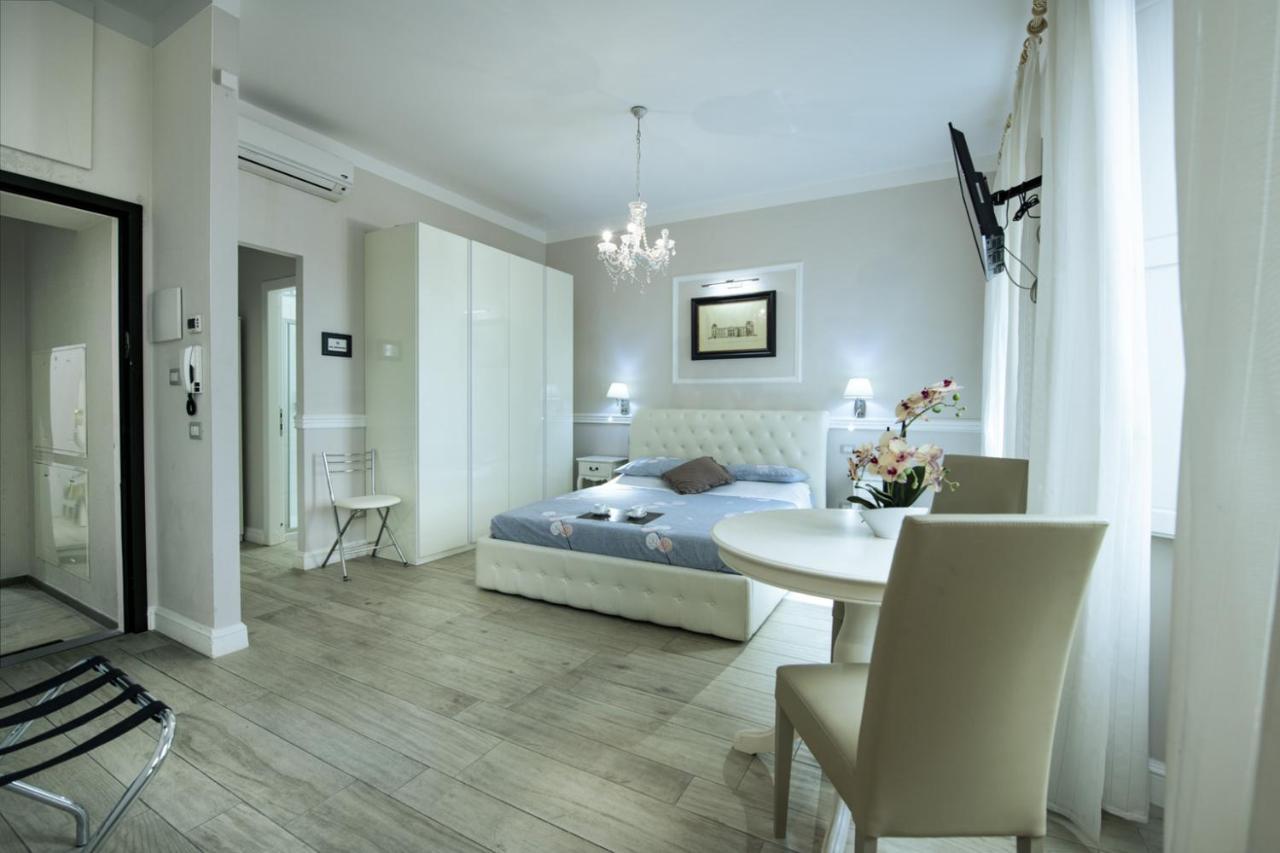 Mamo - Leoni Di Apartamento *