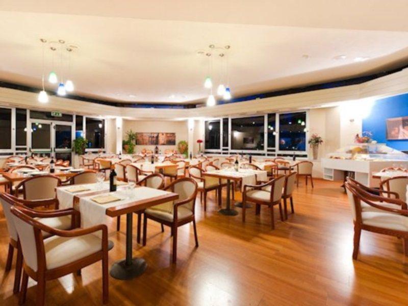 Italiana Hotell 4*