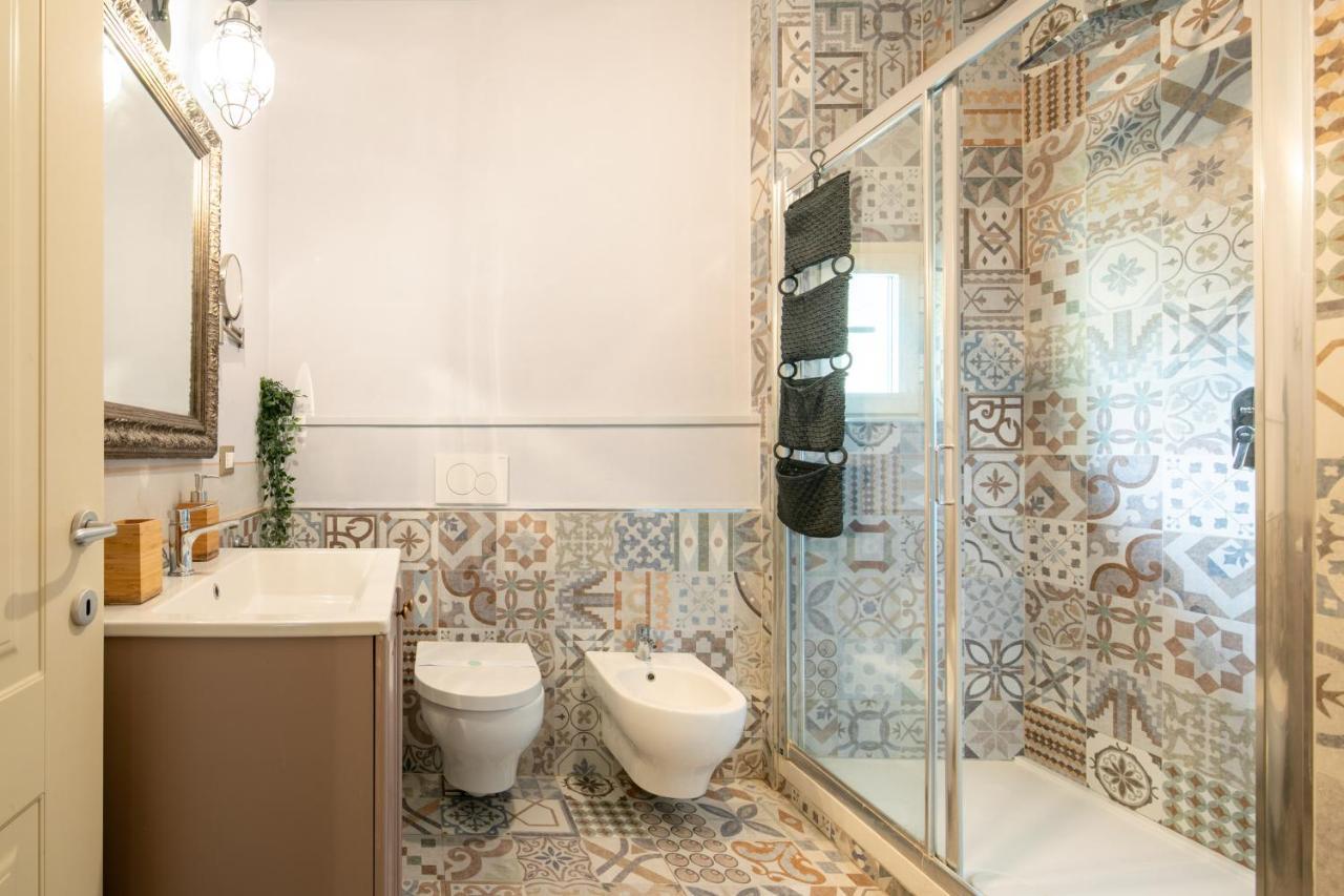 Degli Artisti By Mmega Firenze