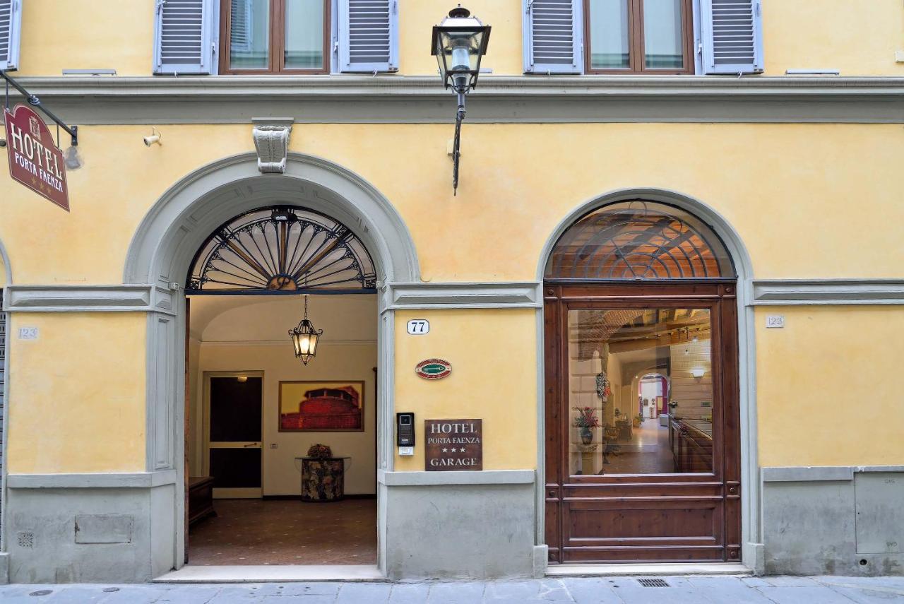 Porta Faenza
