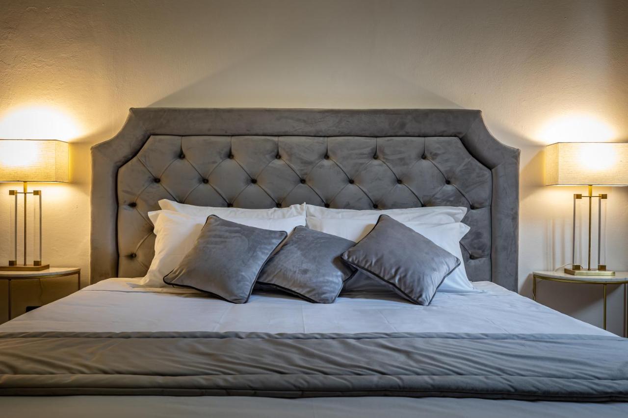 Leilighet Yid Five Luxury Suites Apt With Secret Garden *