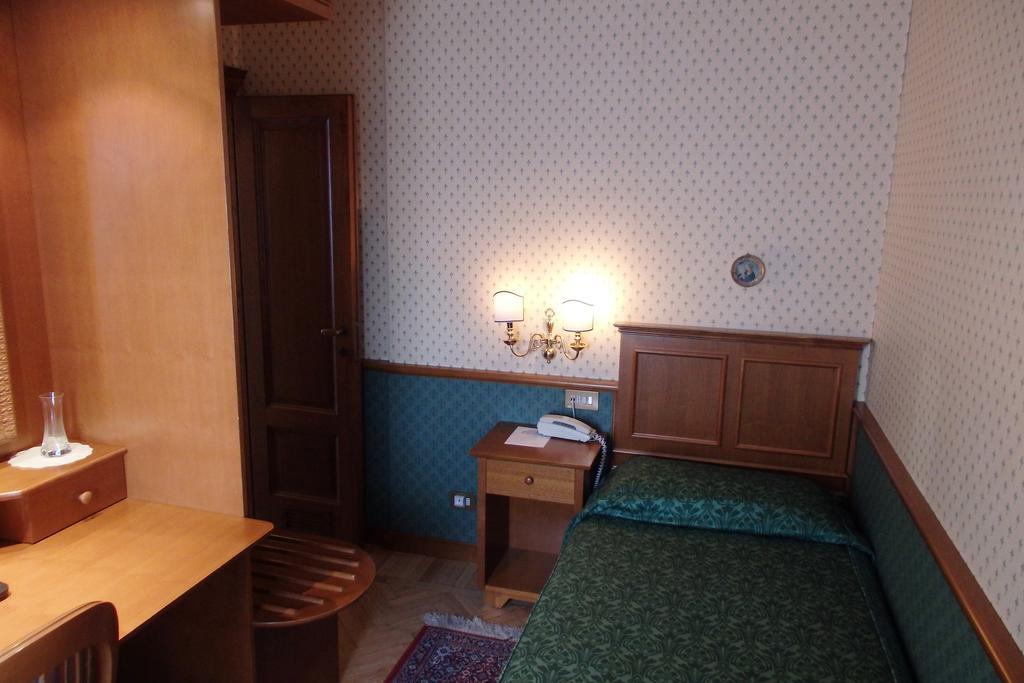 Belvedere Hotell 4*