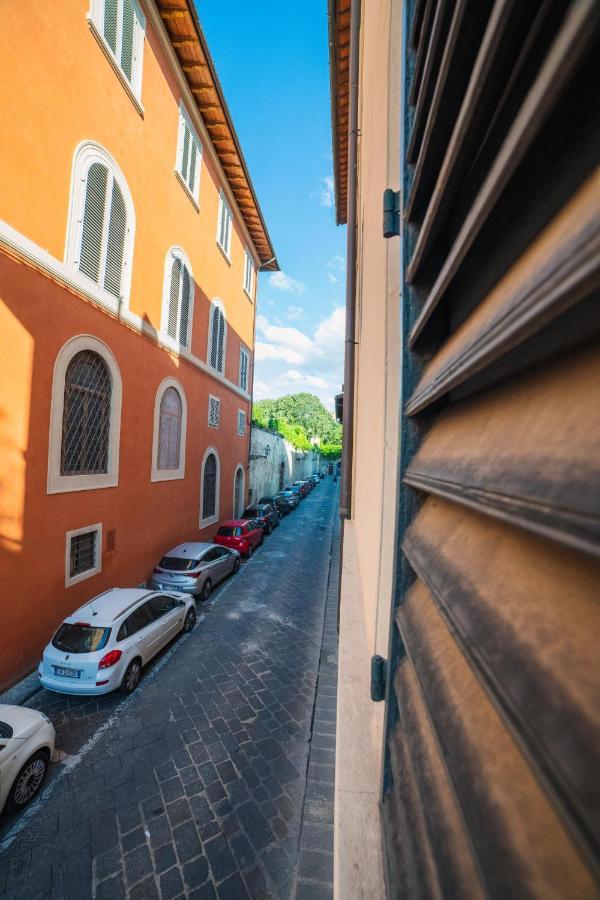 S1 - Serristori Tower Apt - Dolcevita Lejlighed Firenze