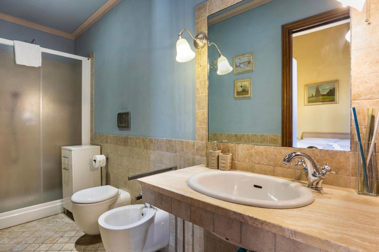Lejlighed Cozy Classic Italian House Near Santa Croce, On The Lungarno *