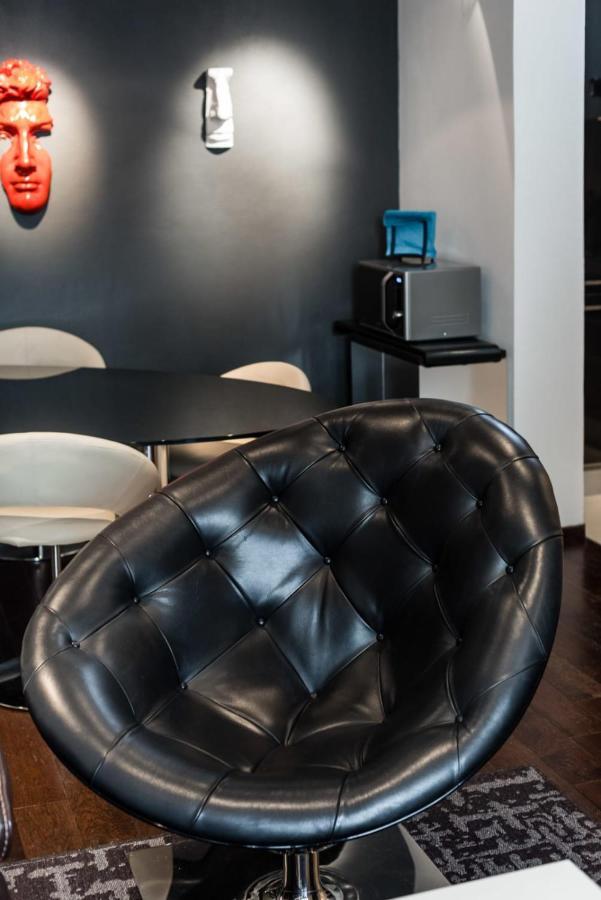Art Gallery In - Hosted By Sweetstay Florence