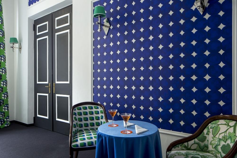 Hotel Carolus 4*