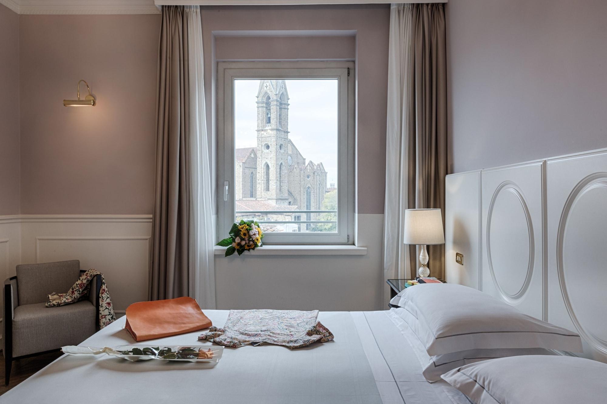 Plaza Lucchesi Hotel 4*