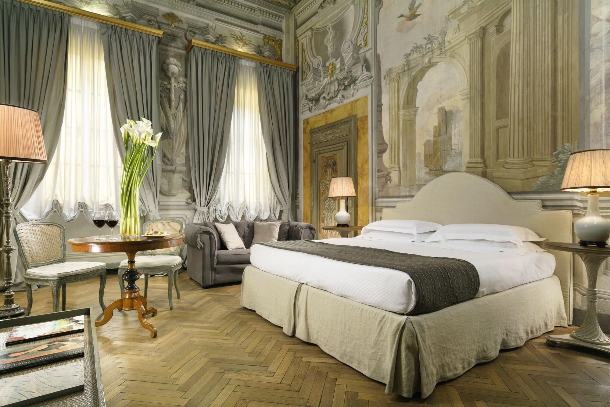 Al Palazzo Del Marchese Di Camugliano Residenza D'epoca Hotel