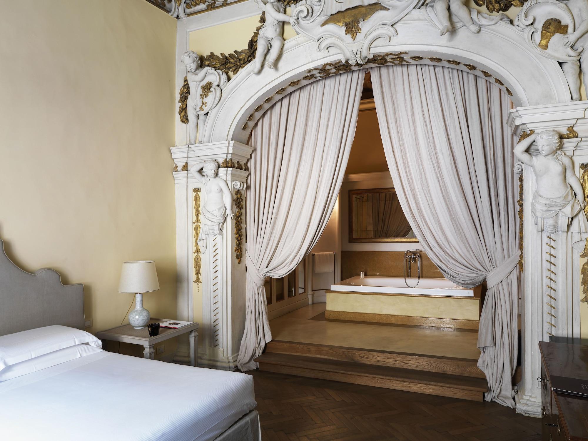 Al Palazzo Del Marchese Di Camugliano Residenza D'epoca Hotel Firenze