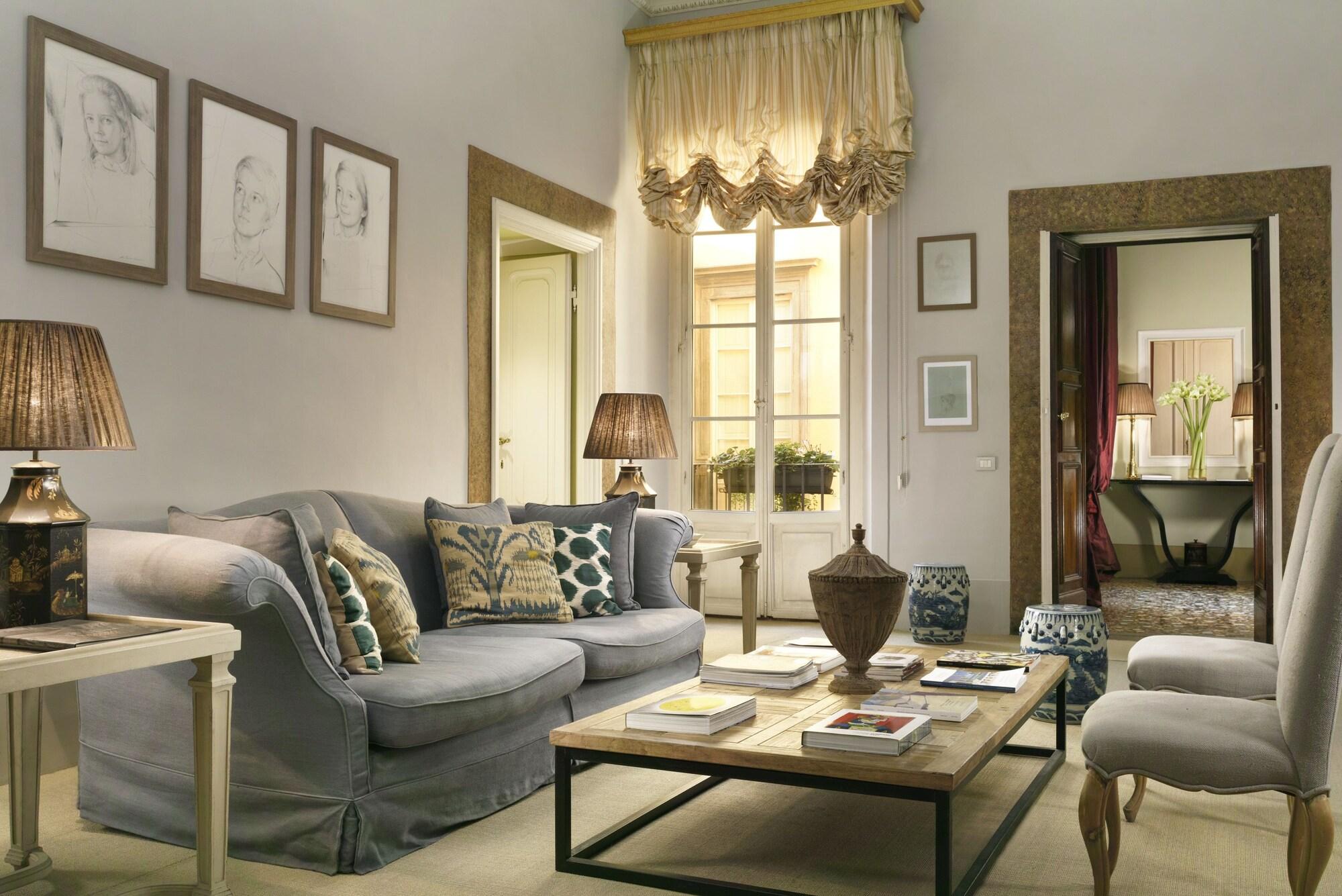 Hotel Al Palazzo Del Marchese Di Camugliano Residenza D'epoca 4*