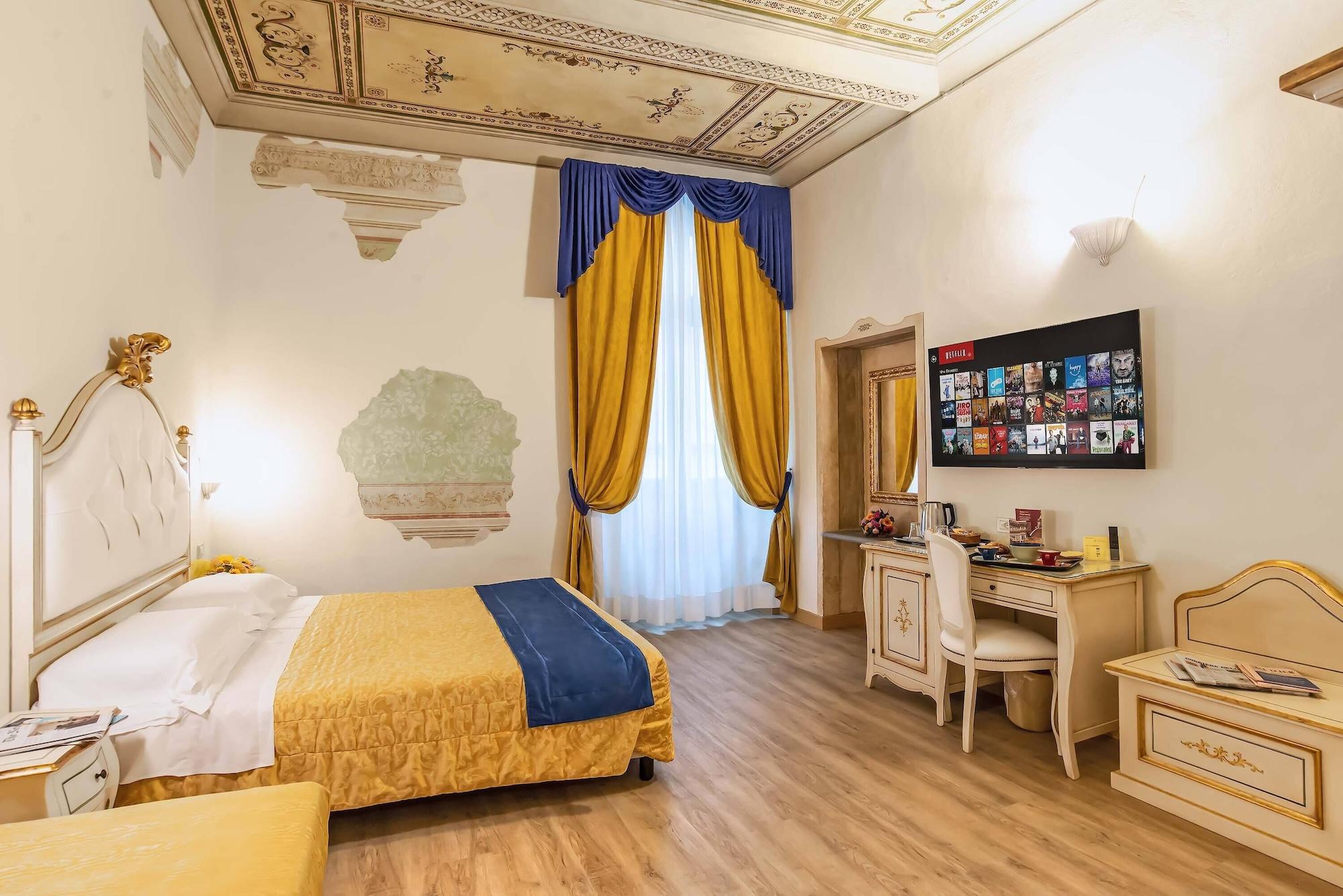 Porta Faenza Hotel 3*