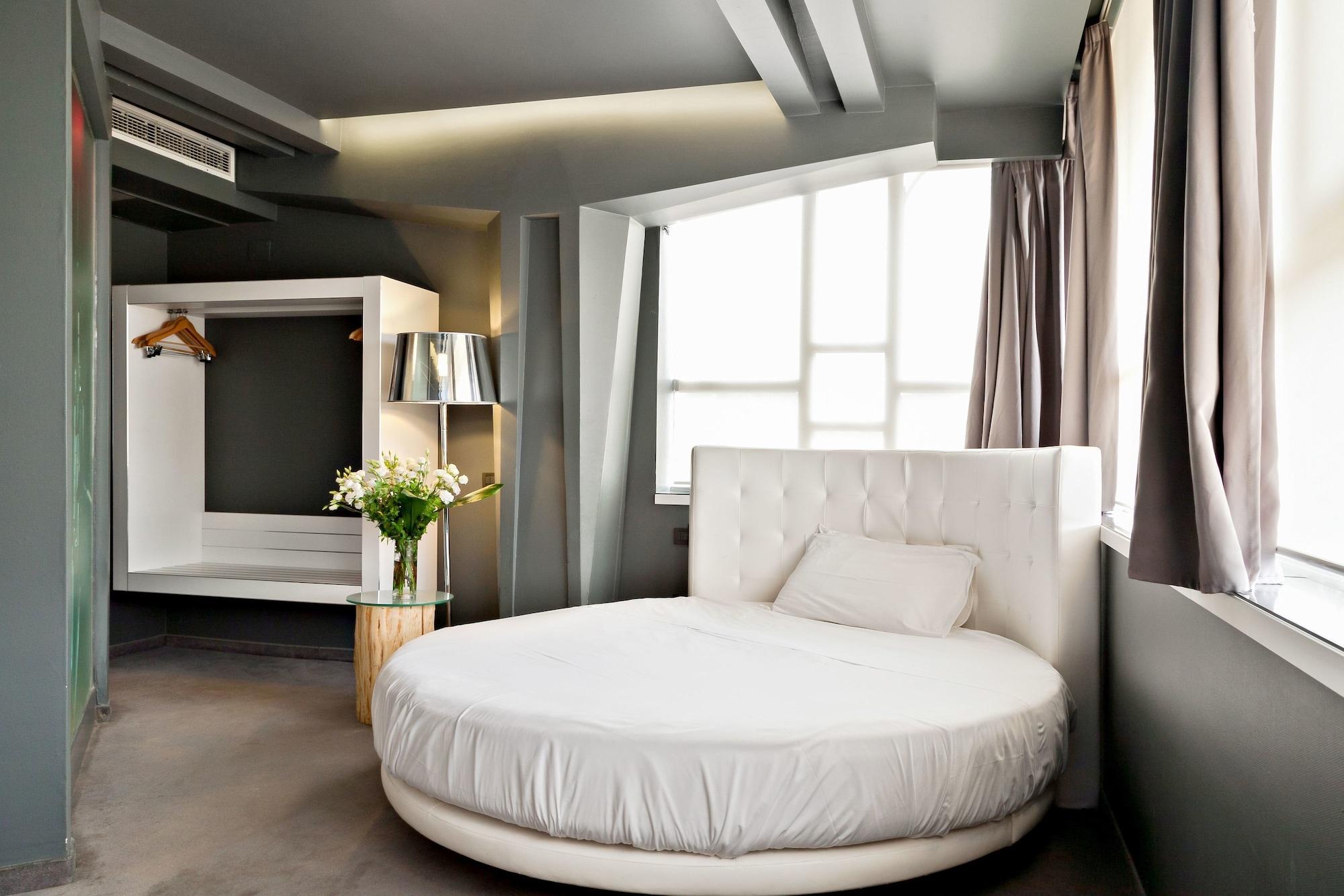 Italiana Hotell 4*