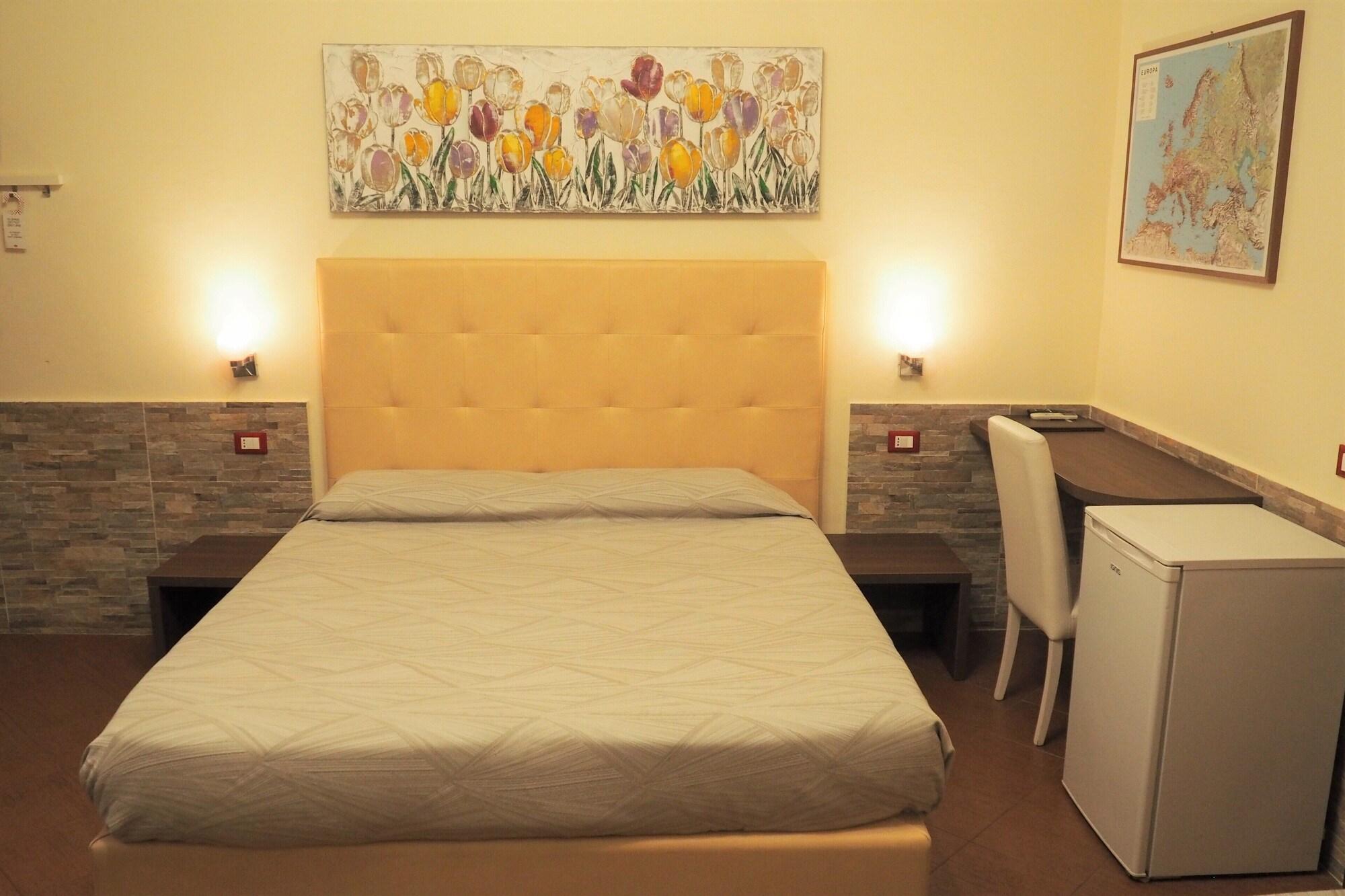 Ester Hotel 3*