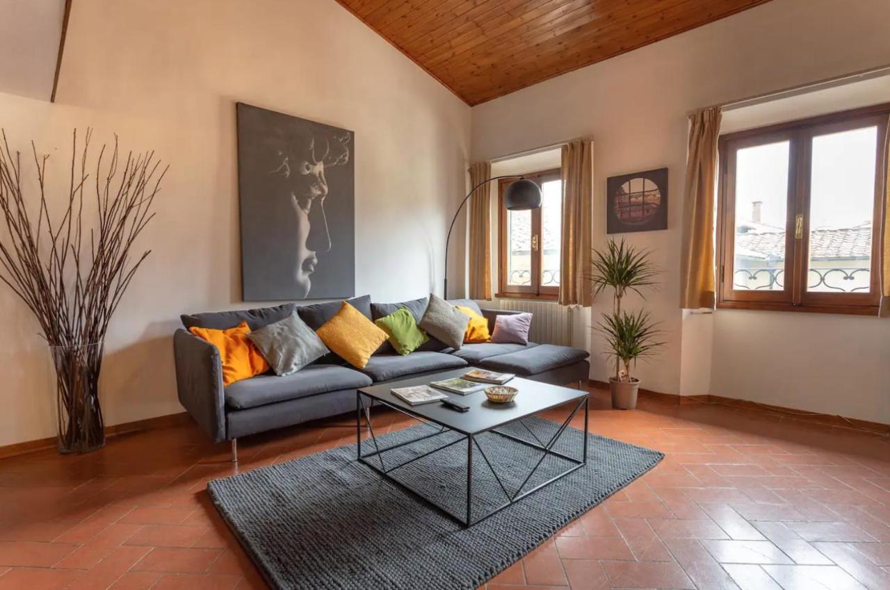 Apartamento Via Ricasoli Apartment, Next To Accademia