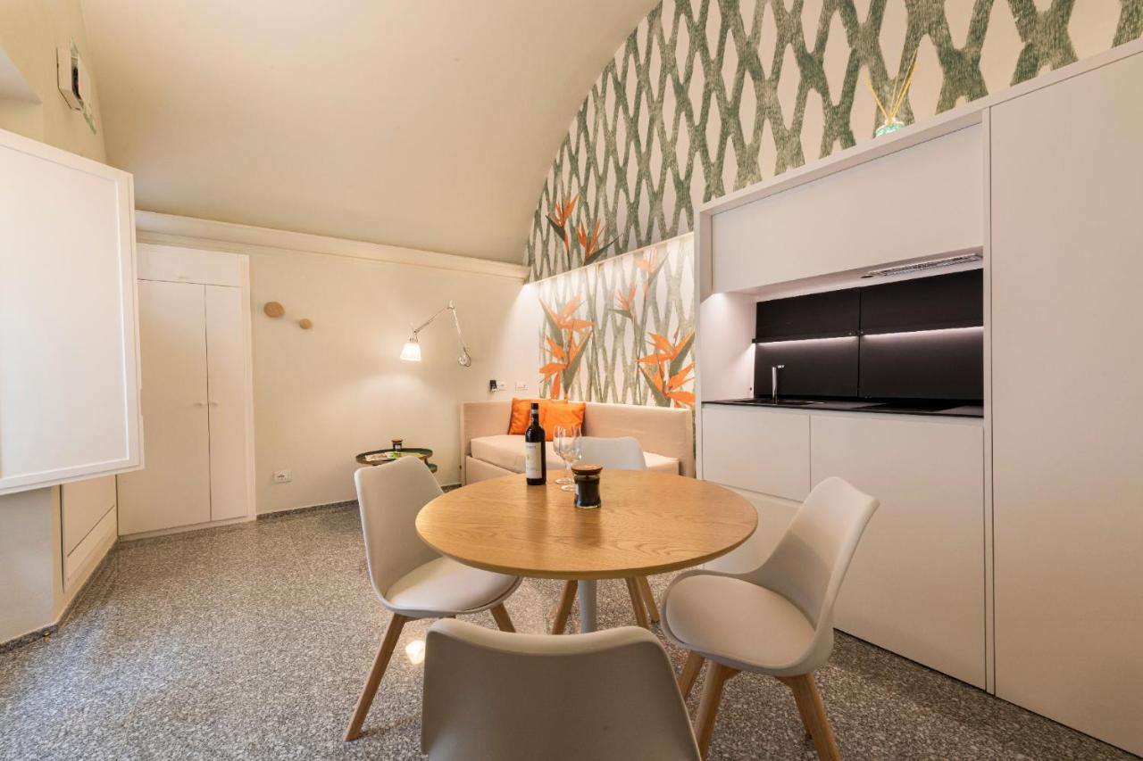 Appartement Aparmtents - Dragomanni Loft With Patio