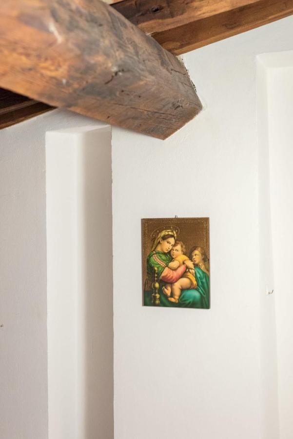 Apartamento Lovely Loft 2 Steps From The Cathedral In *