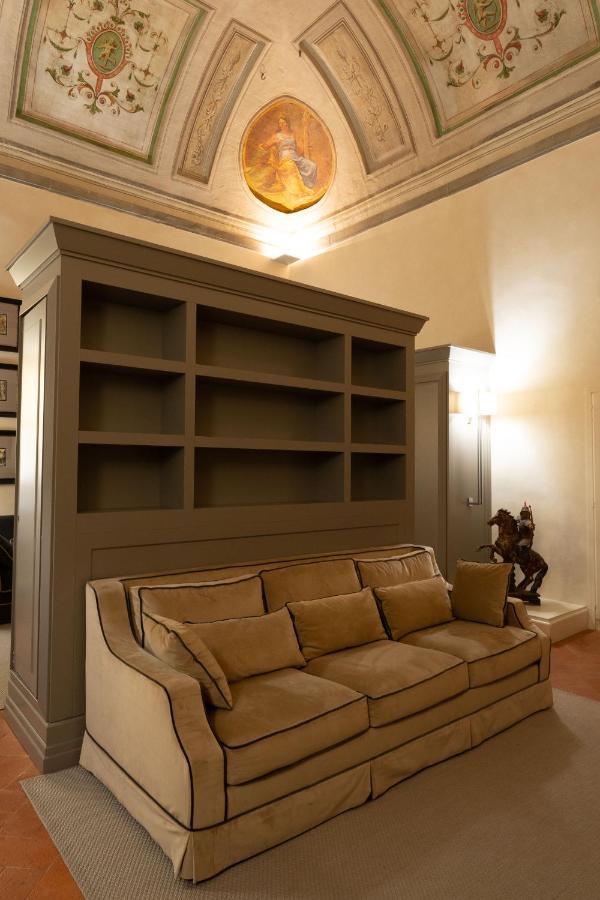 Luxury Frescoed In The Center Firenze